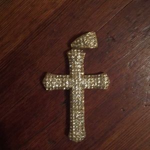 Cross pendant